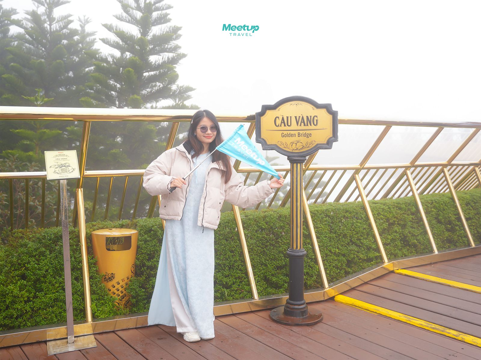 Golden Bridge and flower gardens, photo 5