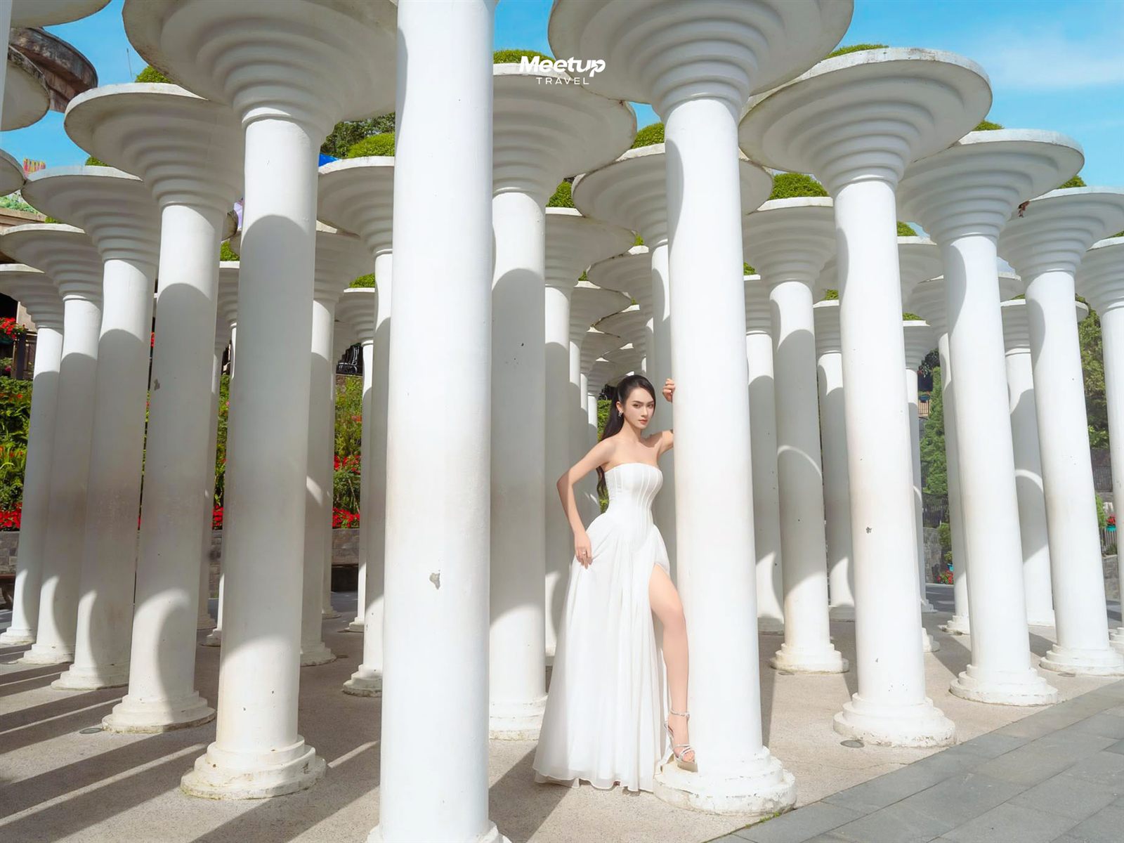 Golden Bridge and flower gardens, photo 8