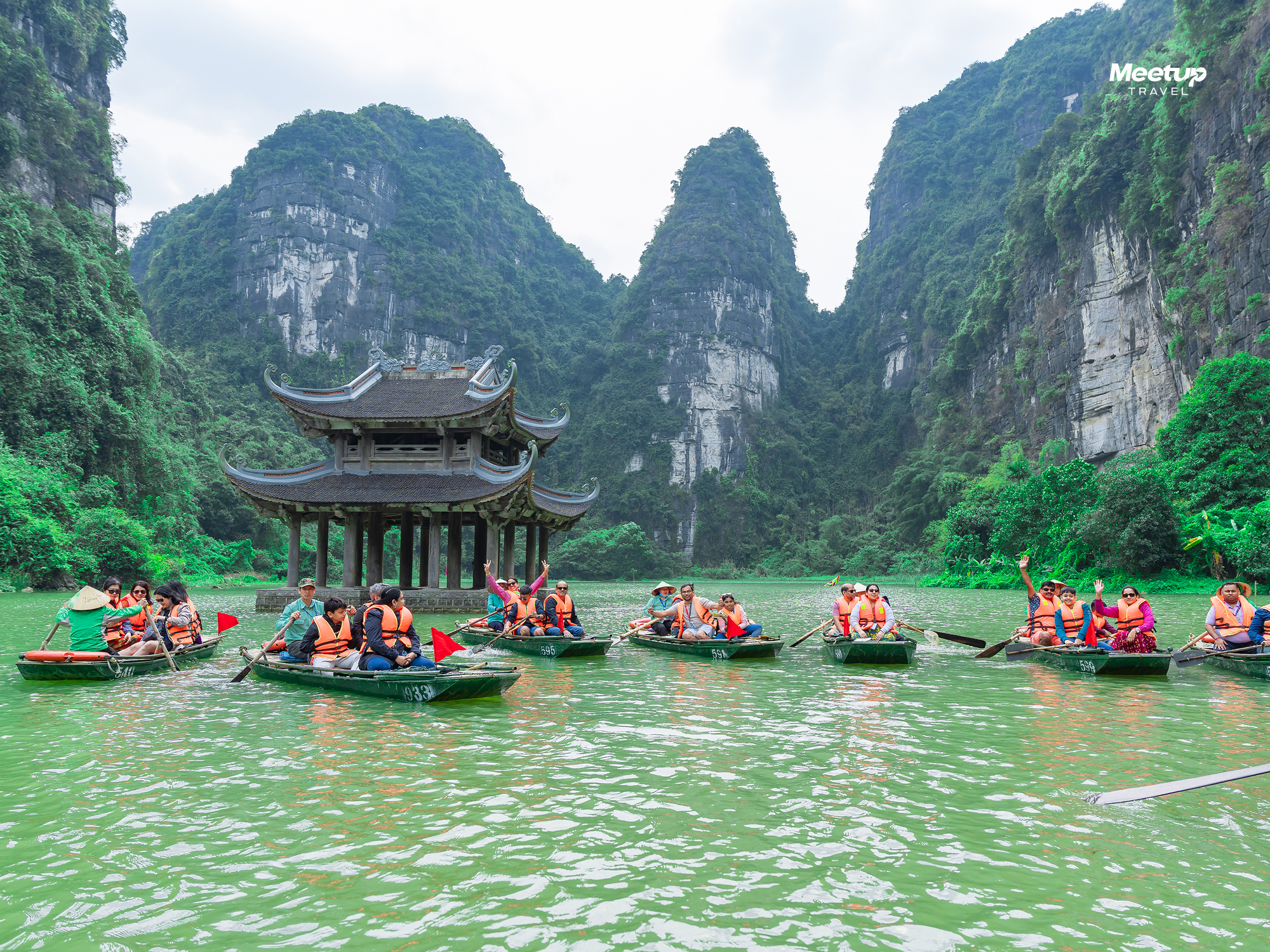 Trang An by rowboat, photo 8