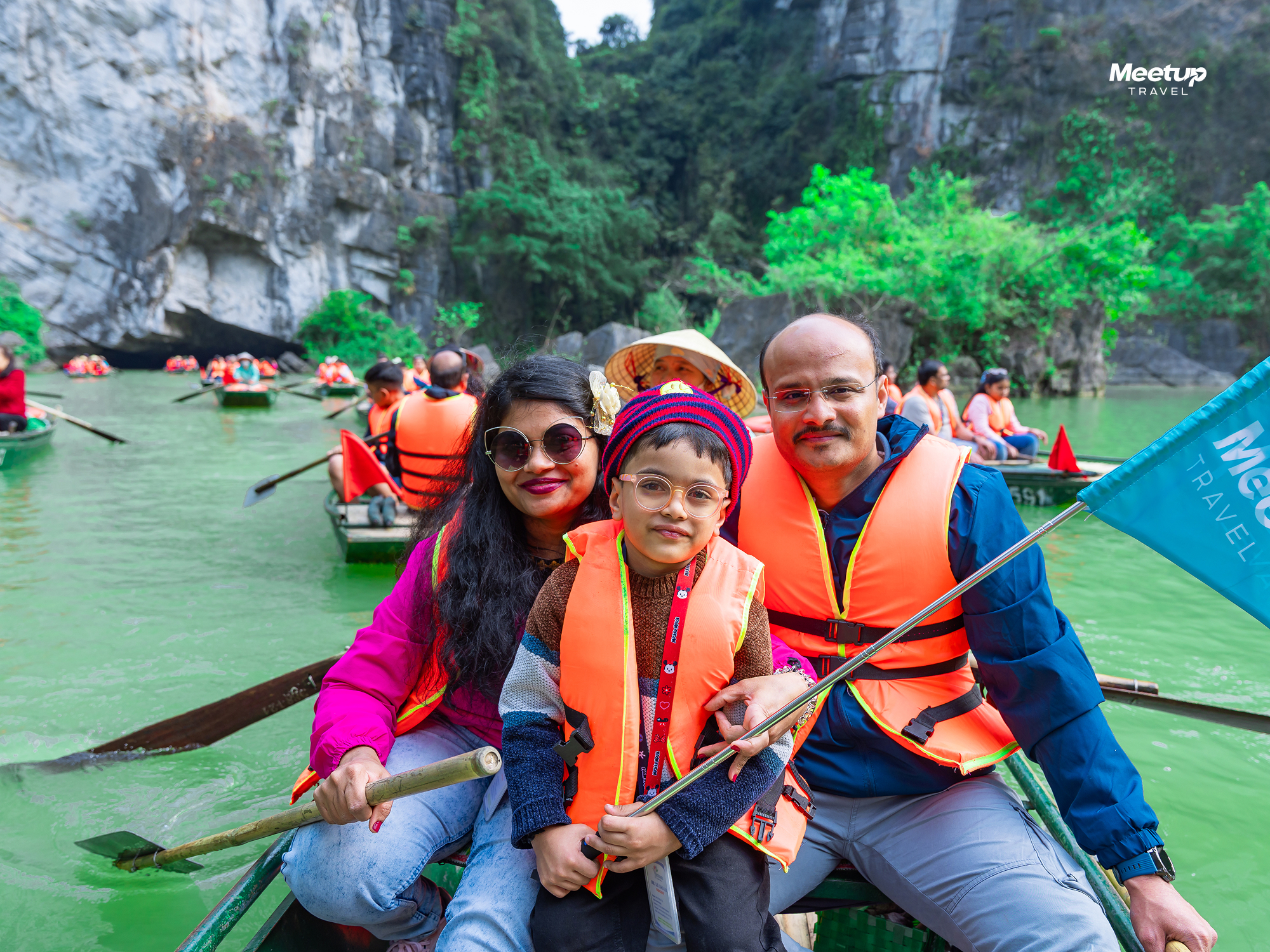 Trang An by rowboat, photo 9