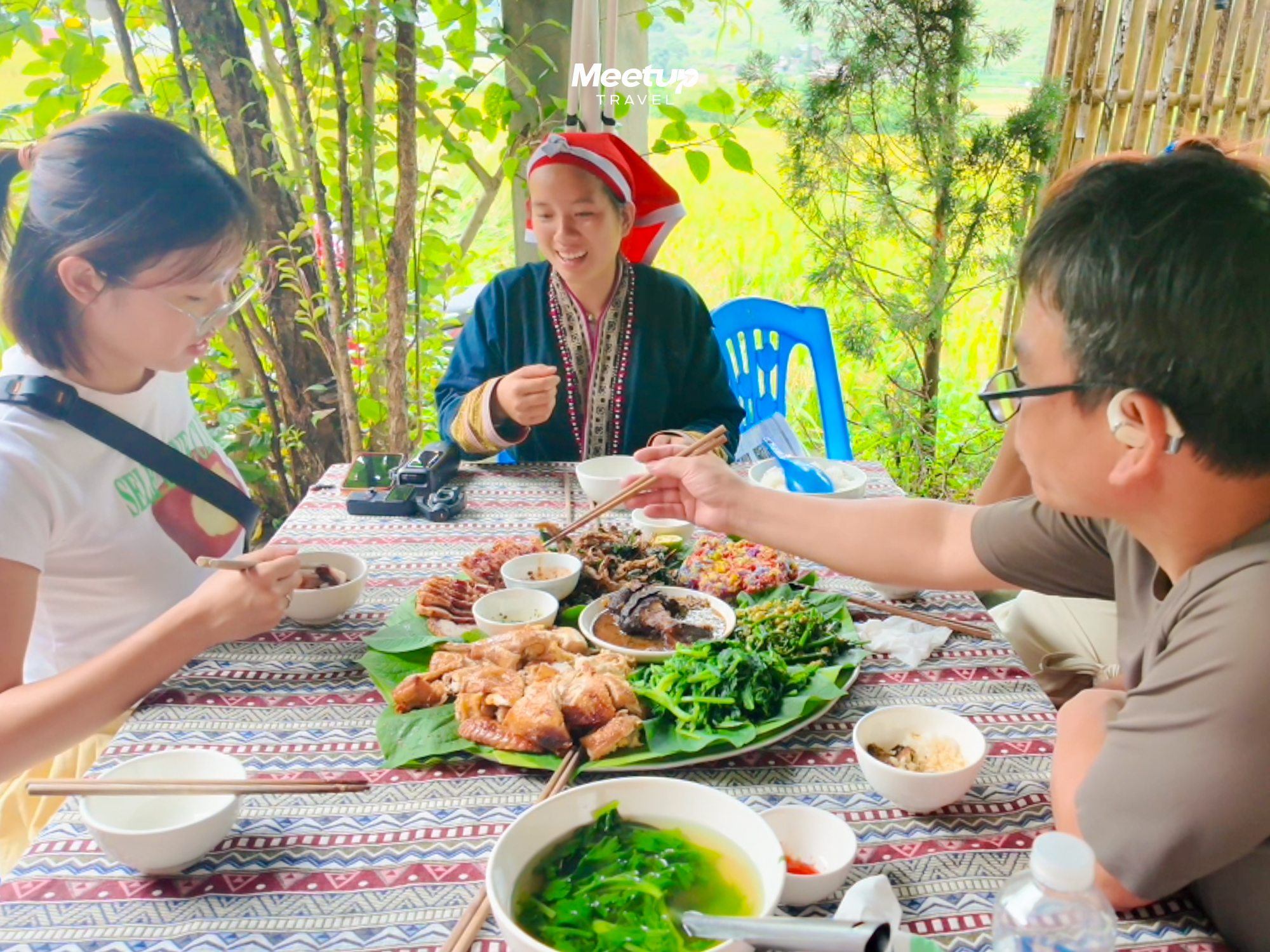A Sapa bamboo-tray lunch in Lao Chai - Ta Van, photo 3