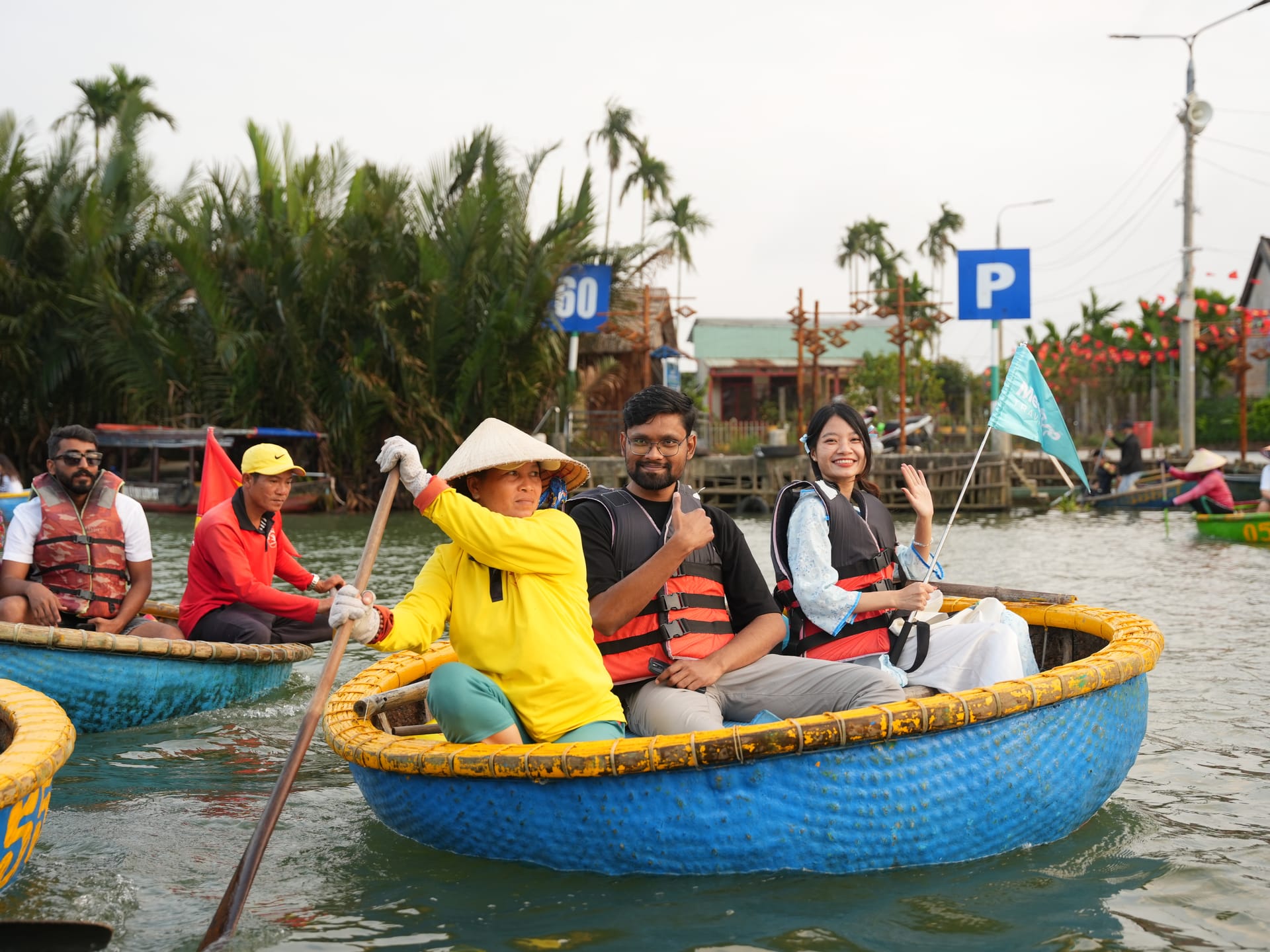 Coconut Forest & Hoi An Ancient Town Evening Tour with Flower Lantern