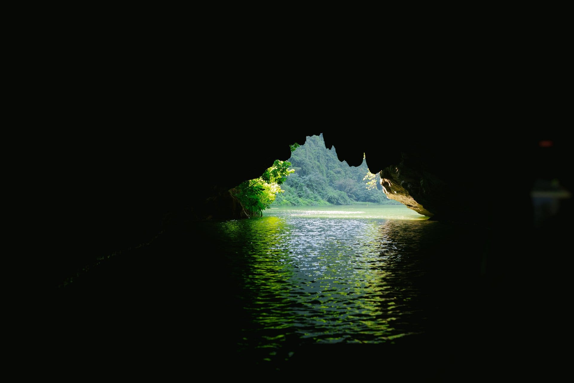 Ninh Binh & Tam Coc Boat Ride 