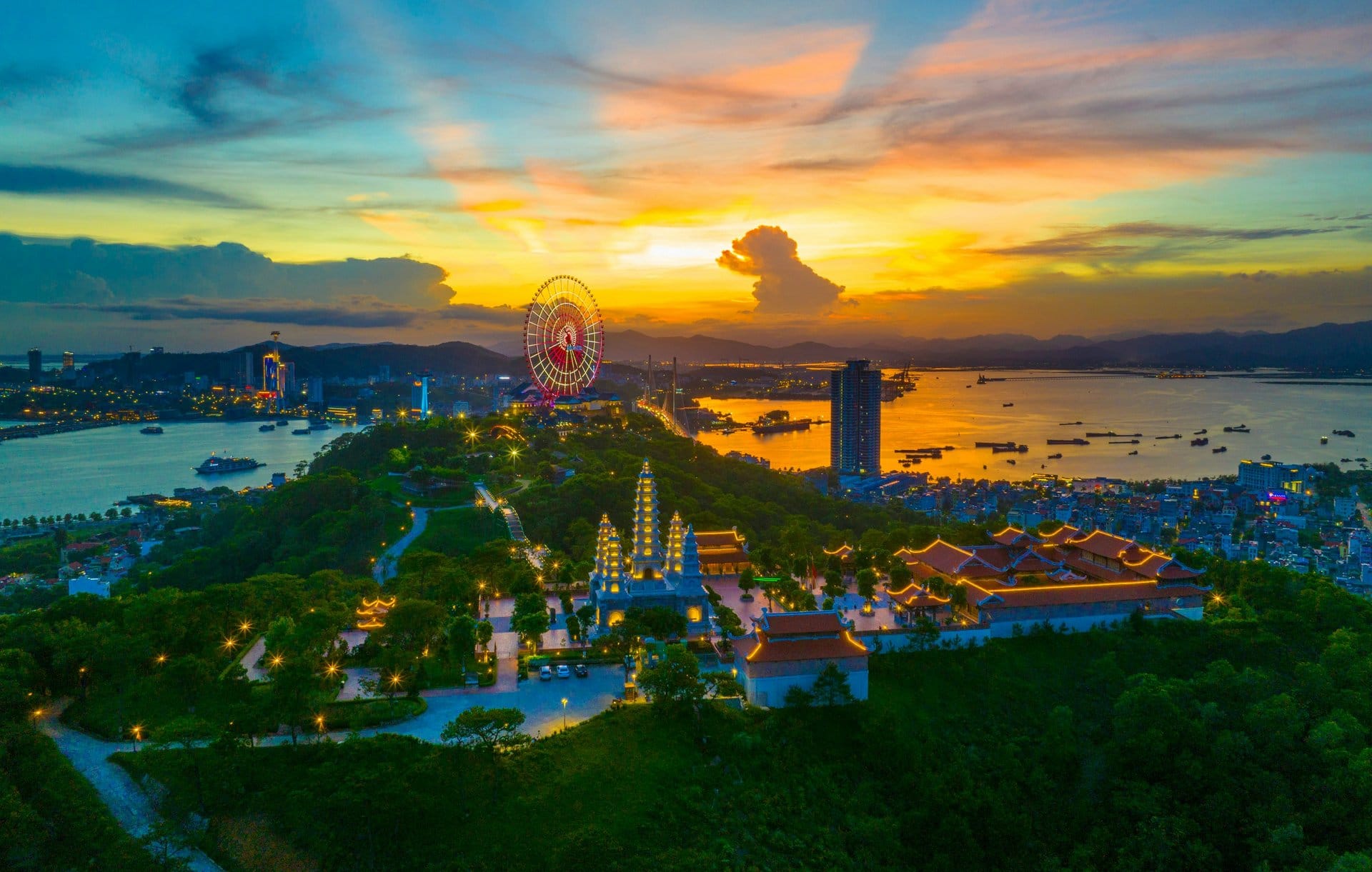 Hanoi Old Quarter & Ha Long Bay - 4 Days