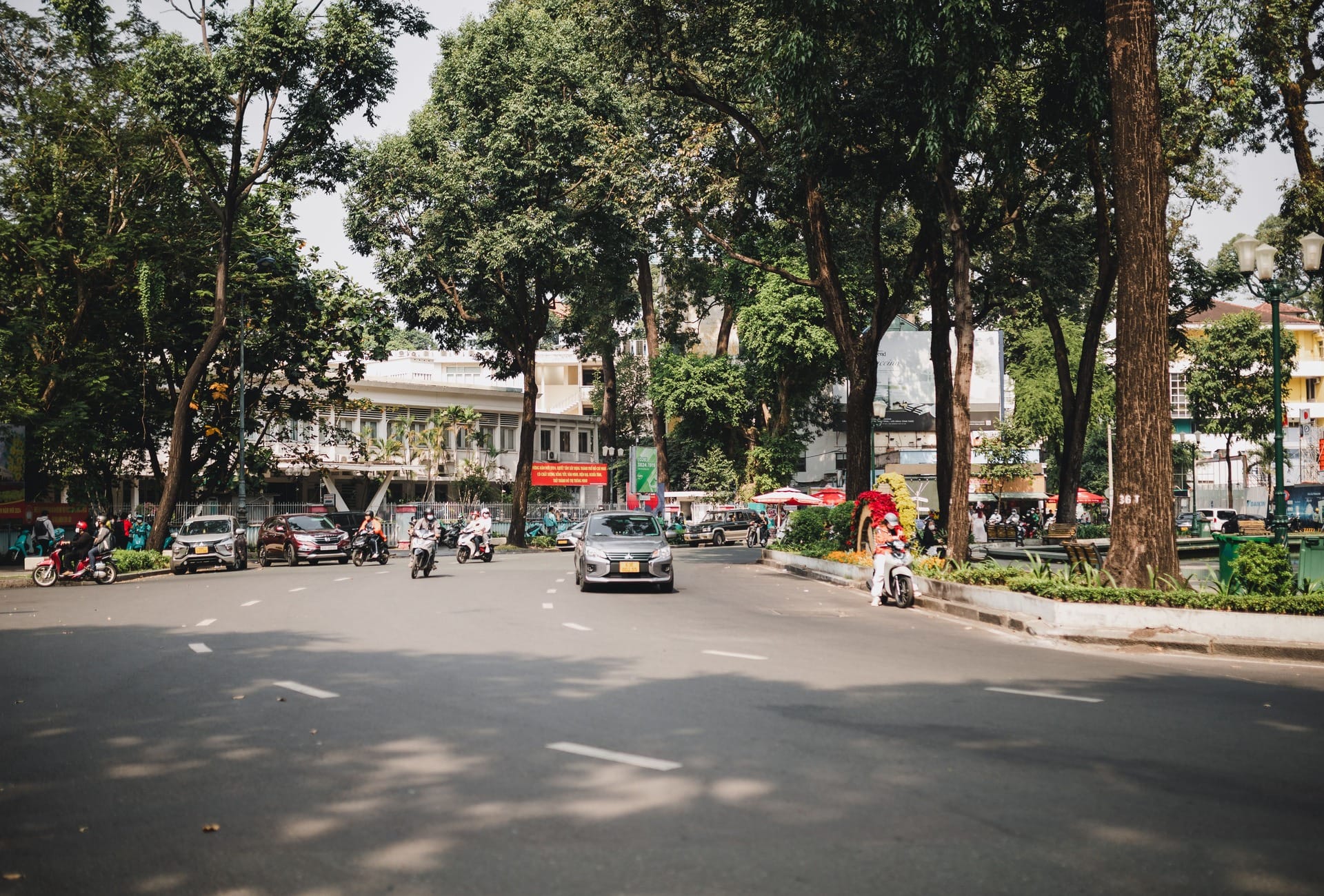 Ho Chi Minh City nightlife: bars, Bui Vien and rooftops