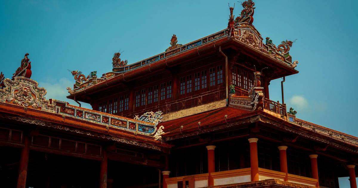 Imperial City Hue Tour: Reading the Citadel Like a Local