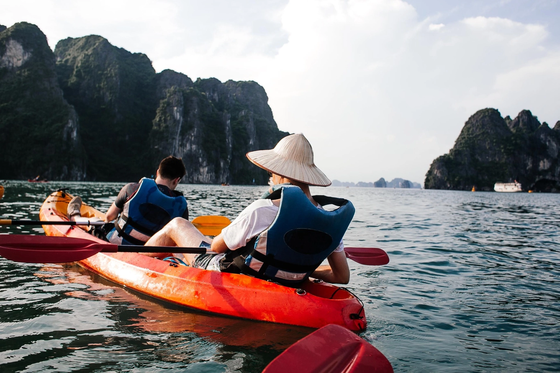meetup-ha-long-bay-43