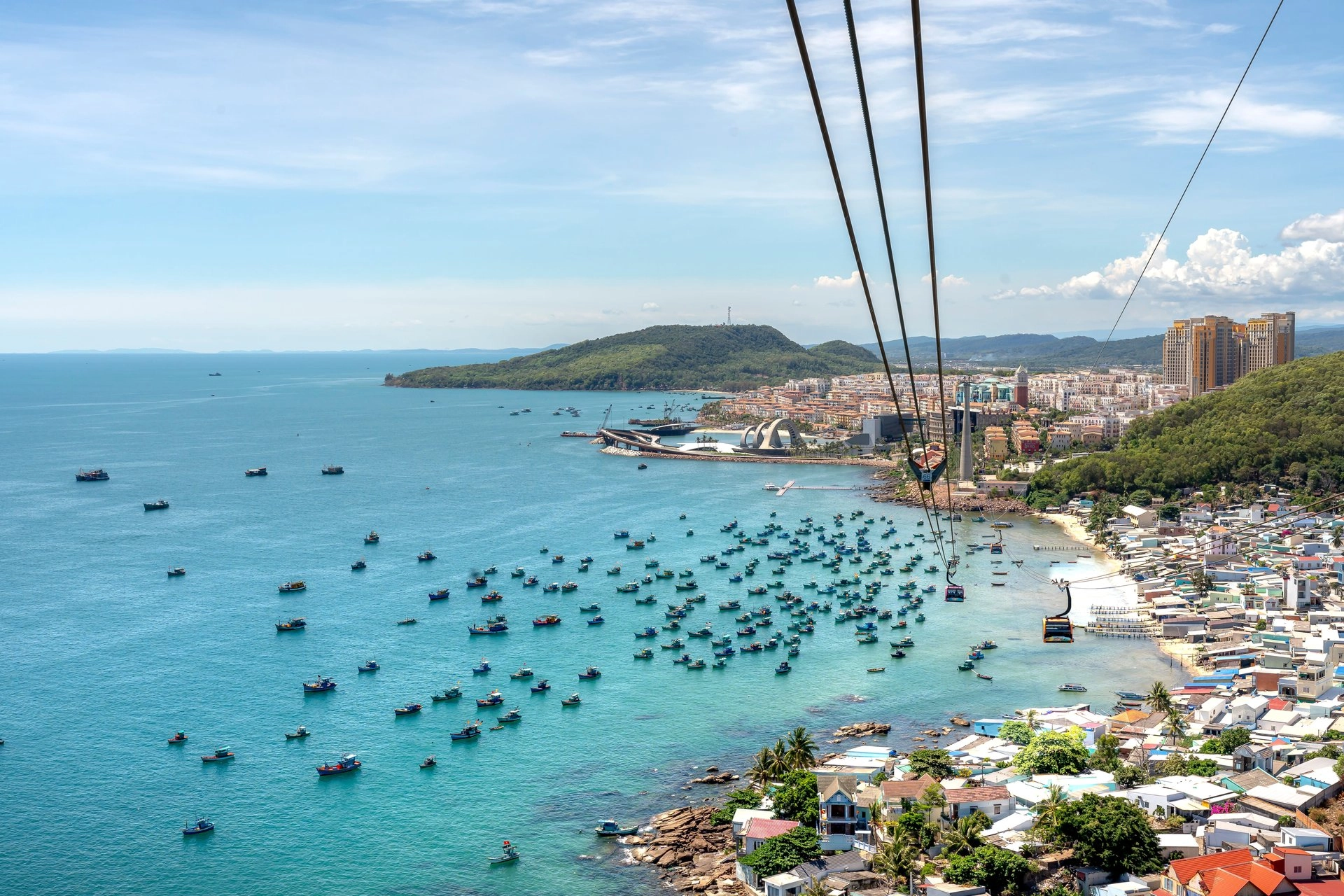 Phu Quoc 3 Islands, Cable Car & Water Park Tour by Boat