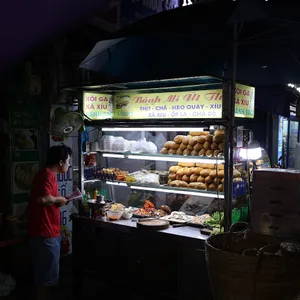 Saigon Foodie Tour by Motorbike (Evening)